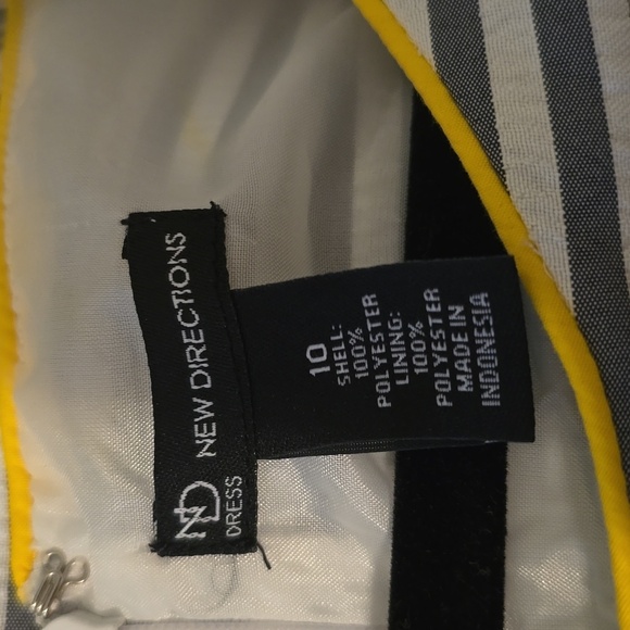 New Directions Lined Gray & White Preppy Seersucker Dress Size 10 Like New - Picture 6 of 7